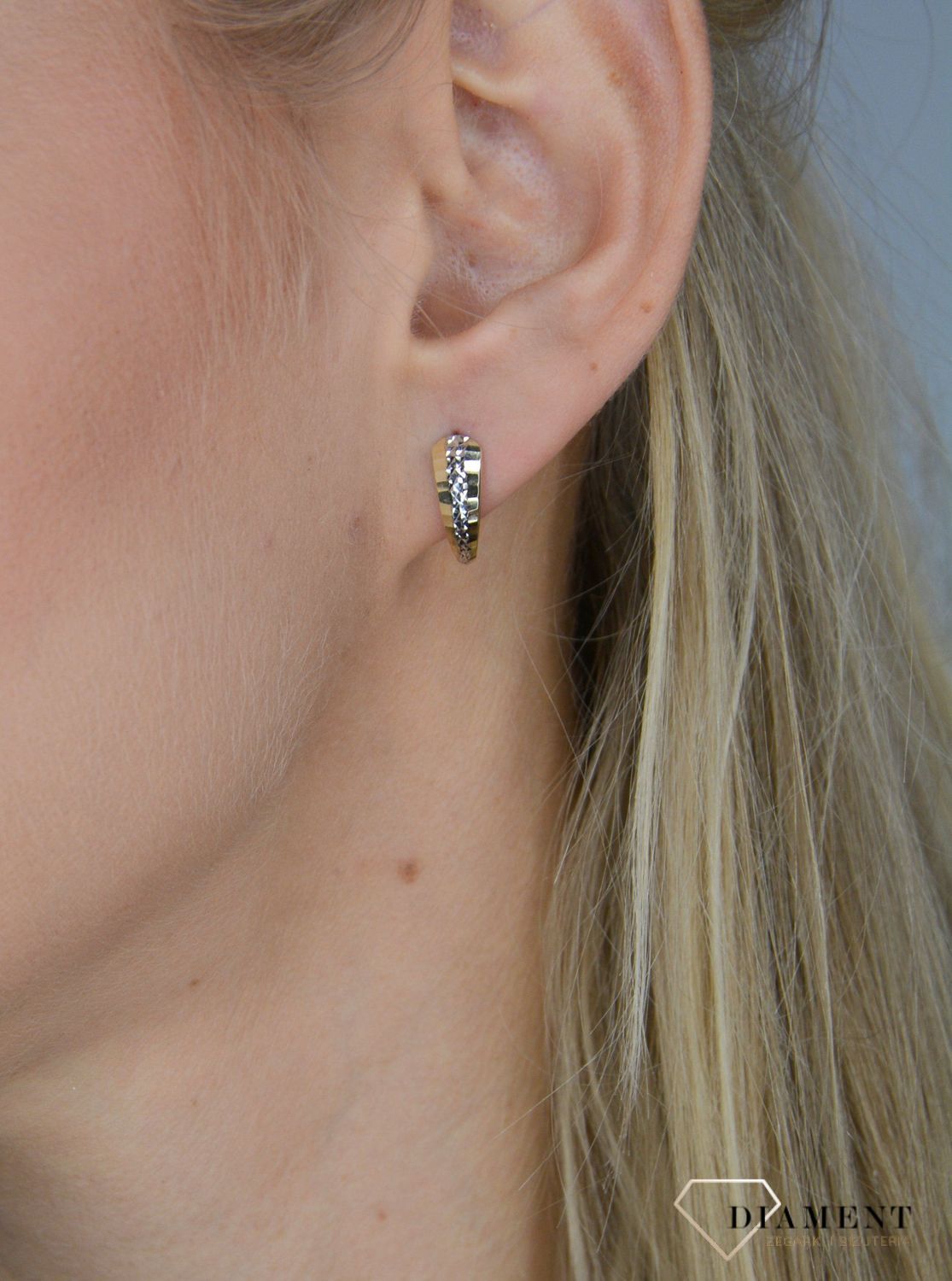 Złote kolczyki 333 droga z białego złota KL 6183 333.jpg